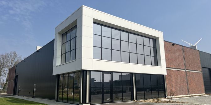 Bedrijfsvastgoed te koop in Sasstraat 2 bus Unit 1, 3500 Hasselt
