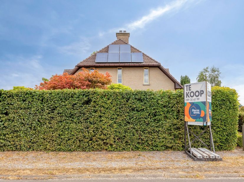 Maison à vendre à Caetsbeek 71,
                    3600 Genk