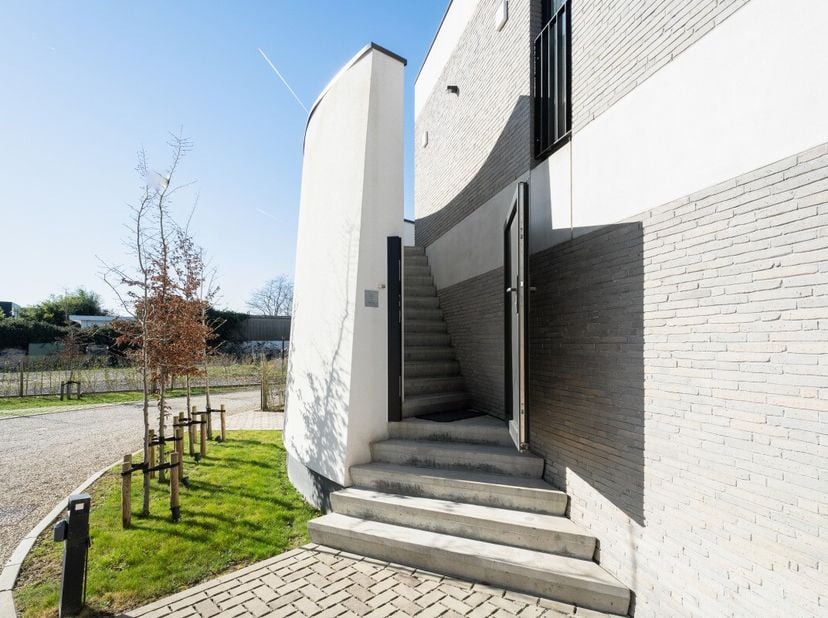 [[ CE BIEN PARTICIPE À LA JOURNÉE MAISONS OUVERTES ERA LE 13/6 DE 13:00 À 14:00 ]] À vendre : appartement moderne au cur de Wielsbeke, à quelques minu