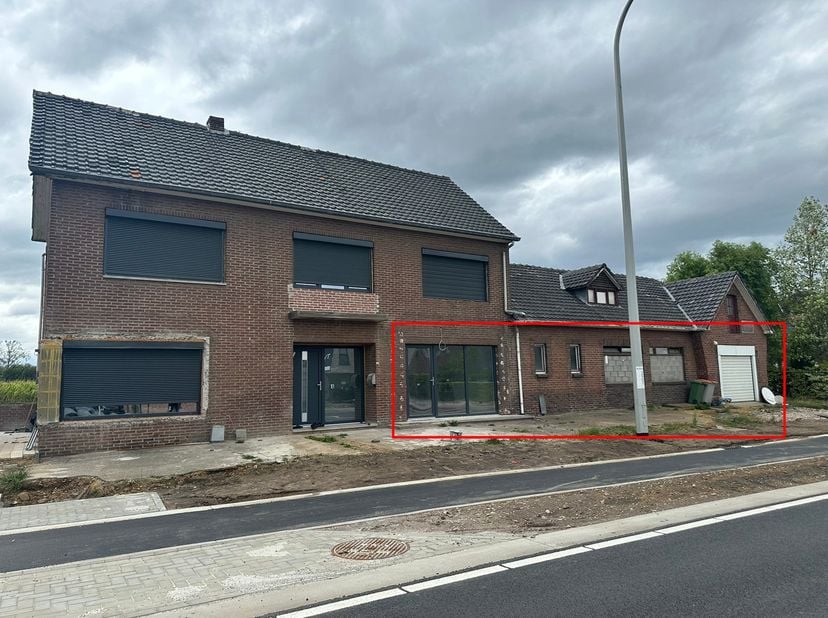 Bedrijfsvastgoed te huur in Rijksweg 16,
                    3650 Lanklaar
