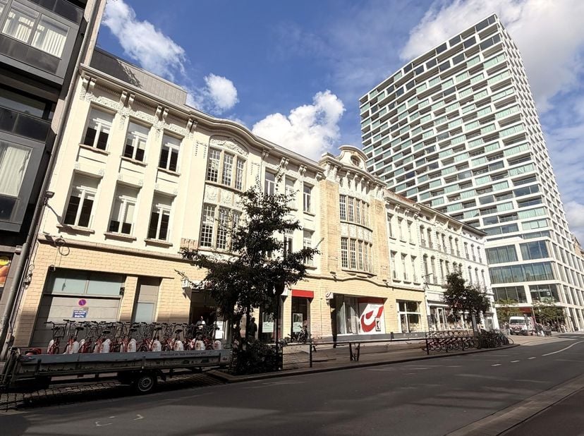 Bedrijfsvastgoed te huur in Quellinstraat 6 bus v3,
                    2018 Antwerpen