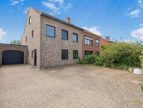                                         Woning te koop in Emblem, € 549.000

