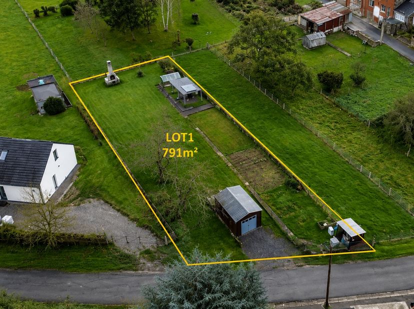 Terrain à vendre à Rue de la Bossette,
                    5670 Olloy-sur-Viroin