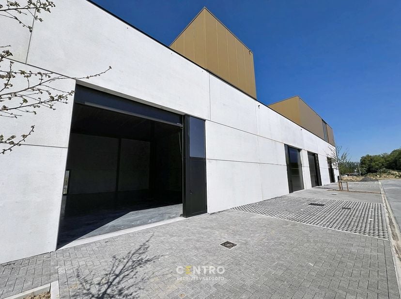 Bien professionnel à vendre
                    à 8800 Roeselare
