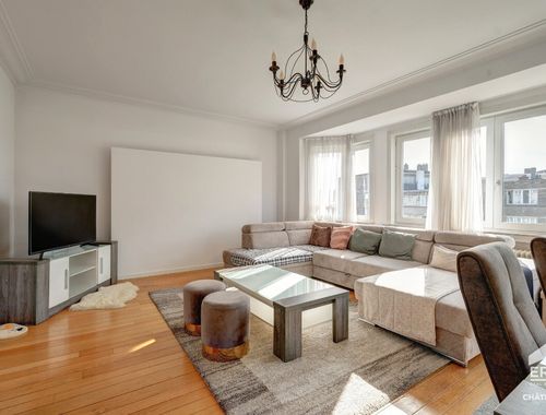                                         Appartement te koop in Vorst, € 415.000
