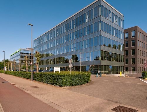                                         Bureaux à louer à Berchem, € 8.450
