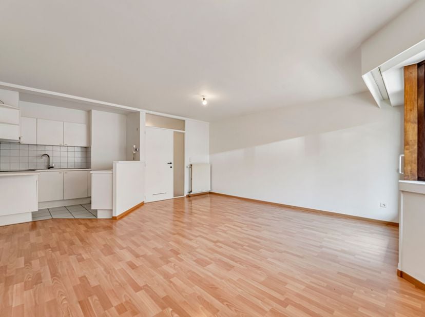 Verzorgd appartement in de Wijnberg zoekt nieuwe eigenaars!<br />
We vinden het appartement op de eerste verdieping en betreden het via de inkomhal me