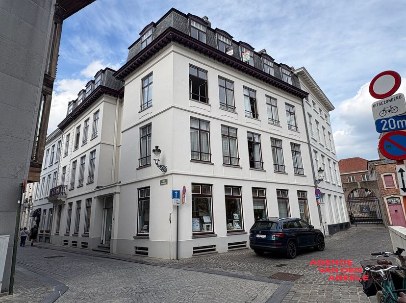 Appartement te huur in Korte Zilverstraat 9,
                    8000 Brugge