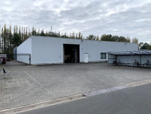                             Bâtiment d’entreprise à vendre à Sint-Amands
