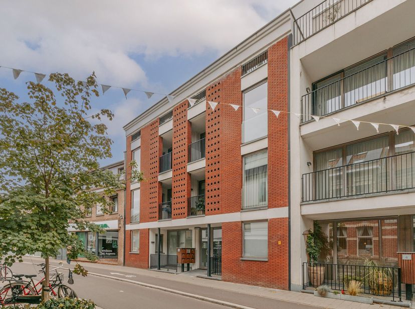Appartement te koop in Jan Frans Willemsstraat 8 bus 3,
                    2530 Boechout