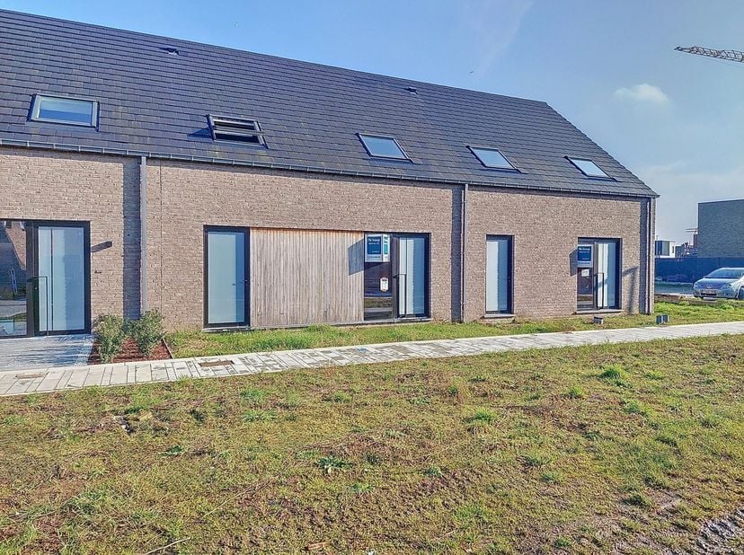 Project te koop in Albert Biesbrouckstraat 21,
                    8800 Roeselare