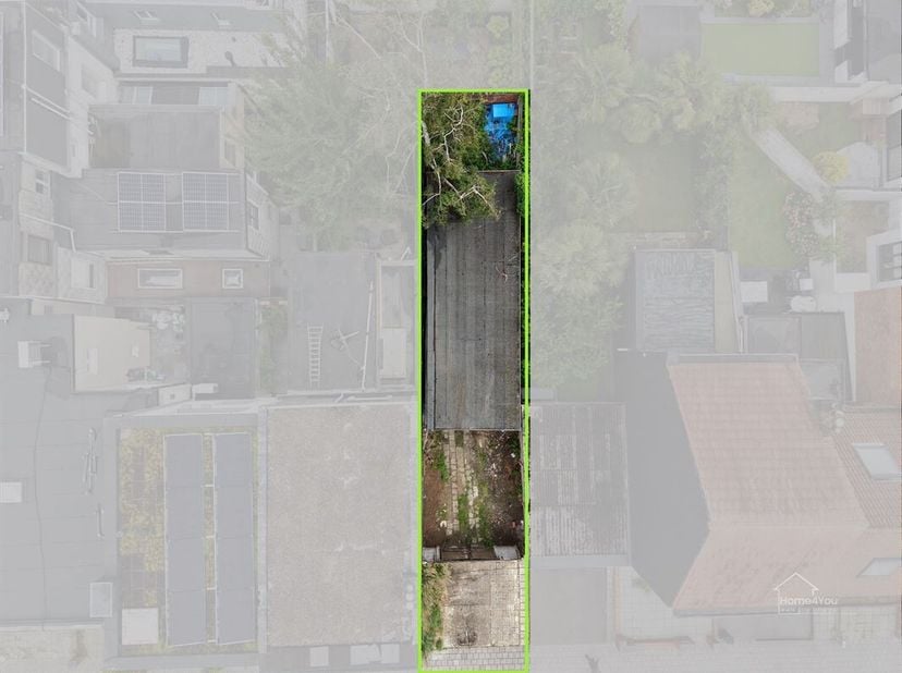 Bouwgrond met garage op toplocatie te Wilrijk<br />
Bent u op zoek naar een perceel grond op een rustige en gegeerde locatie in Wilrijk? Dan biedt dit