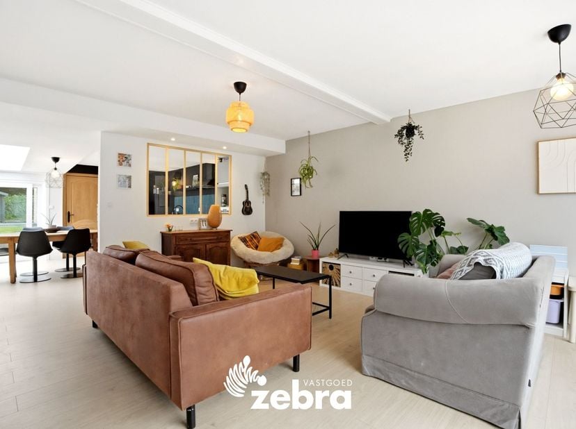 Huis te koop in Sint-Jozefsstraat 27,
                    8800 Roeselare