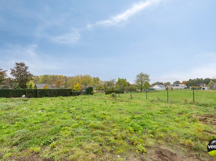 Terrain à vendre
                    à 3740 Hoeselt
