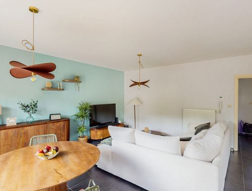                                         Appartement te huur in Péronnes-lez-Binche, € 810
