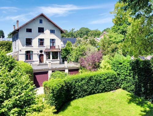                                         Villa te koop in Céroux-Mousty, € 995.000
