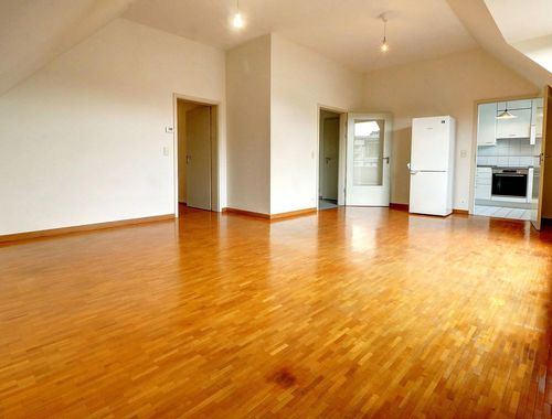                                         Appartement te huur in Oudergem, € 1.300
