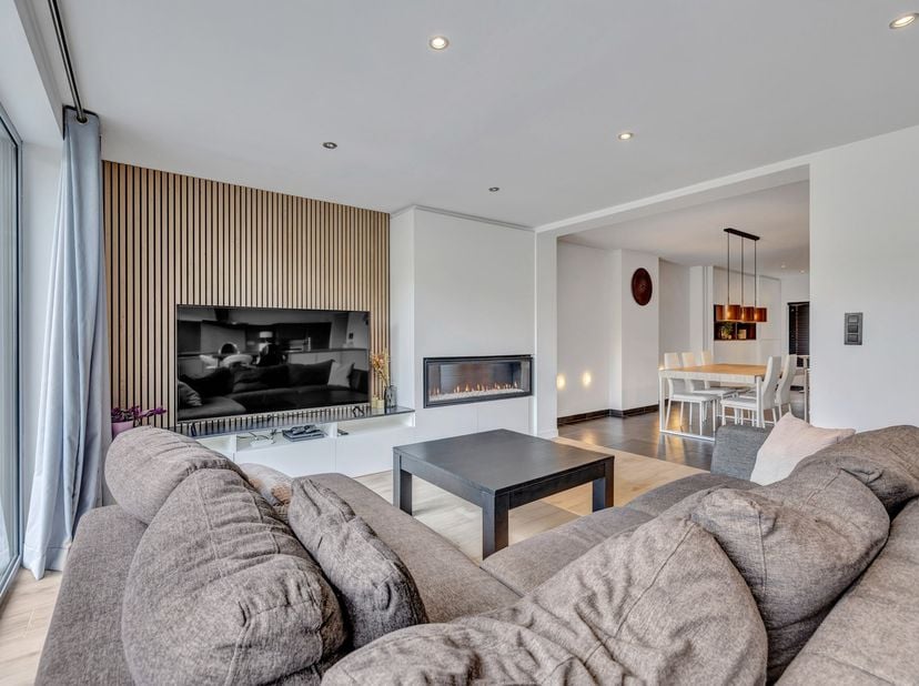 Huis te koop in Molenstraat 76,
                    9450 Haaltert