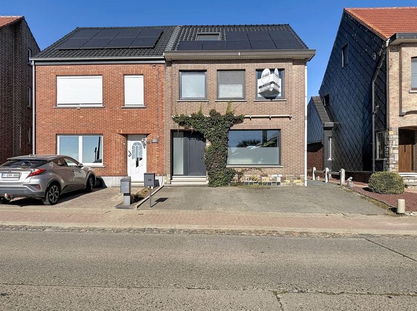 Huis te koop in Oplintersesteenweg 460 ,
                    3300 Tienen
