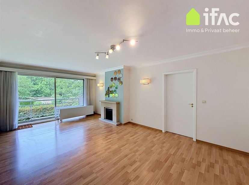 Appartement très calme avec terrasse, garage et emplacement de parking à Wezembeek-Oppem<br />
<br />
Cet appartement prêt à emménager est situé au