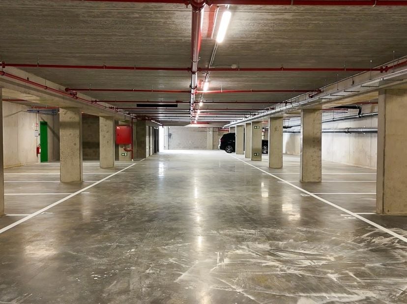 REEDS 65% VAN DE PARKINGS VERKOCHT<br />
<br />
Deze ondergrondse staanplaatsen bevinden zich in de Vanden Tymplestraat, hartje Leuven. Gelegen op ver