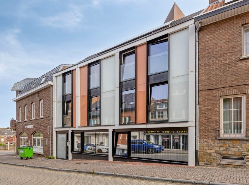Appartement te koop in Hoogstraat 1,
                    3600 Genk