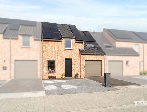                                         Rijwoning te koop in Assenede, € 489.000
