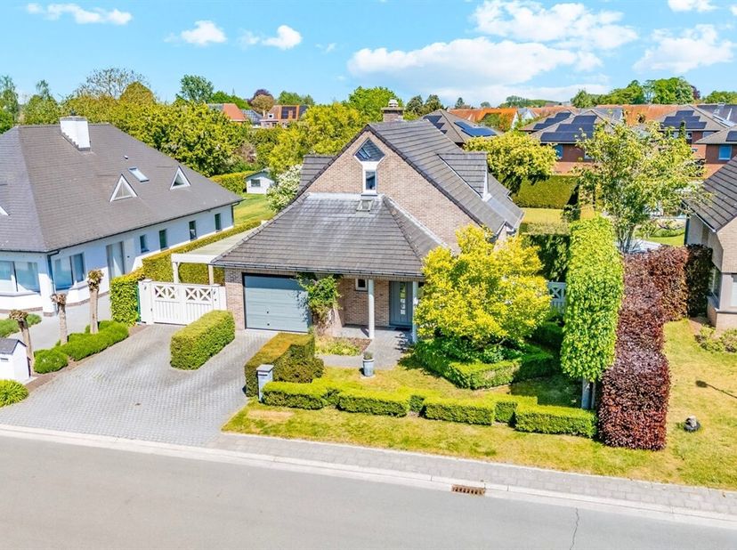Alweer VERKOCHT op 1e BEZOEKDAG. Neem contact op met Quinten van Immo Zone op 0485/02.48.04  quinten@immo-zone.be voor een gratis schatting en vrijbli