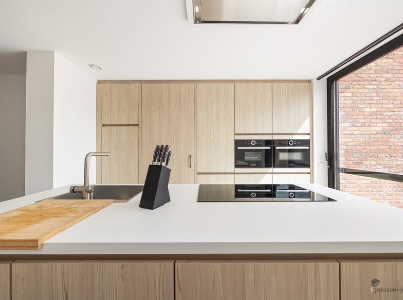 Exclusief wonen nabij het meer van Keerbergen luxe, rust &amp; topafwerking<br />
In een rustige, residentiële buurt vlak bij het meer van Keerbergen bevi
