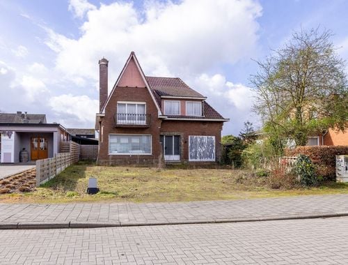                                         Maison unifamiliale à vendre à Lille, € 319.000
