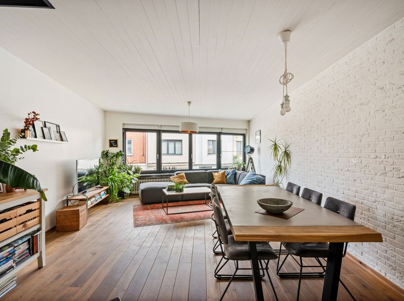 Huis te koop in De-Billemontstraat 53,
                    2440 Geel