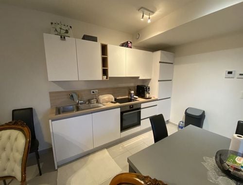                                         Appartement te huur in Péruwelz, € 615
