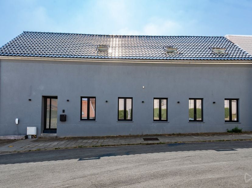 Huis te koop in Rue de l'Eglise 1,
                    1421 Ophain-Bois-Seigneur-Isaac