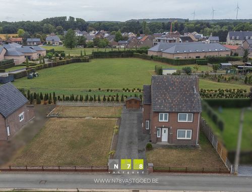                                         Maison à vendre à Dilsen-Stokkem, € 339.000
