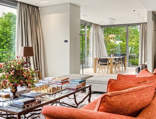                                         Penthouse à louer à Uccle, € 12.000
