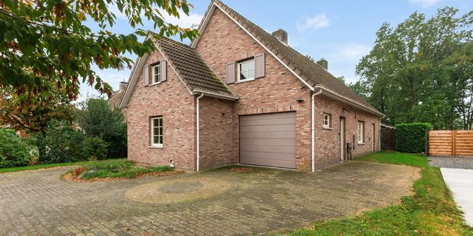 Huis te koop in Bredaseweg 11A, 2381 Weelde