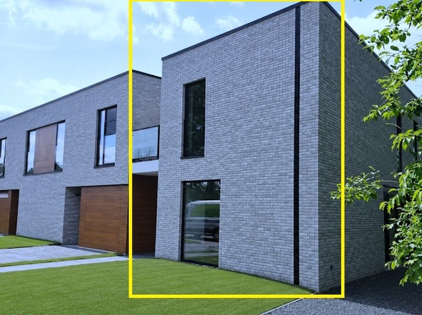 Energiezuinige kwaliteitswoning 3 slaapkamers met carport.<br />
Laat u verrassen door deze elegante nieuwbouwwoning met zonneterras en zuidertuin waa