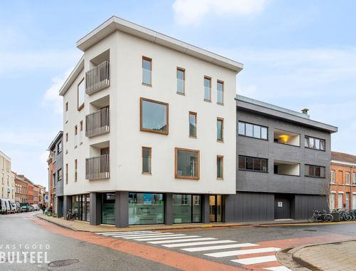                                         Appartement à vendre à Sint-Niklaas, € 399.000
