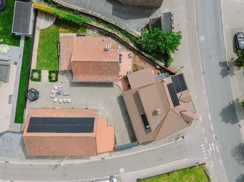 Bien professionnel à vendre à Hoogkamerstraat 243,
                    9140 Temse