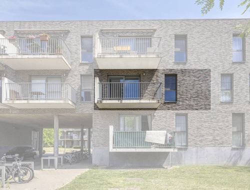                                         Appartement te huur in Hoboken, € 875
