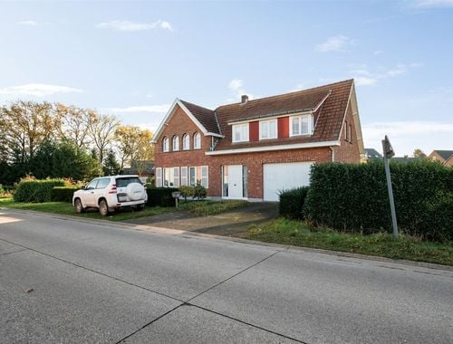                                         Eengezinswoning te koop in Beerse, € 398.000
