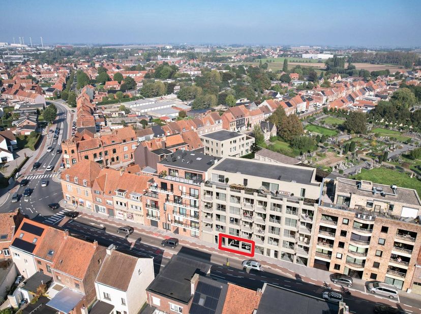 Residentie Vonk dispose de 2 bureaux fictifs à vendre d'environ 155 m² et d'environ 235 m². Elles sont idéales pour les professions libérales ou les e