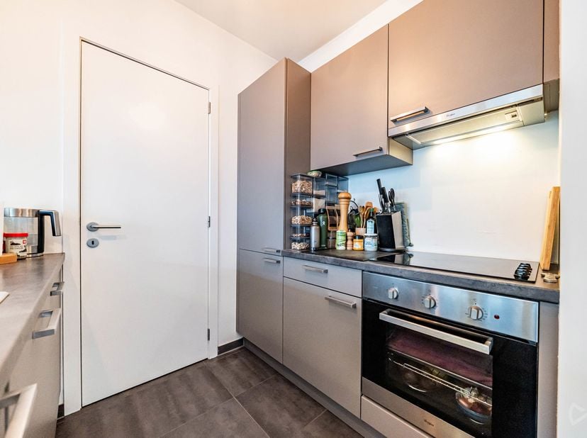 Appartement te koop in ,
                    1080 Sint-Jans-Molenbeek