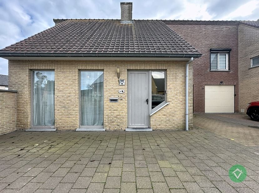 Maison à vendre
                    à 8600 Leke