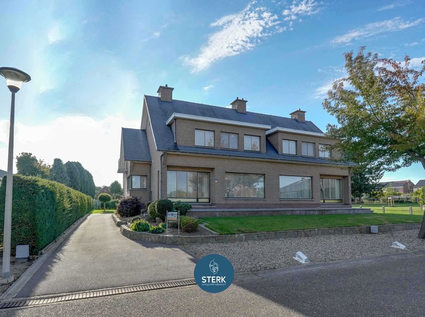 Huis te koop in Gulden Sporenplein 5,
                    3620 Lanaken