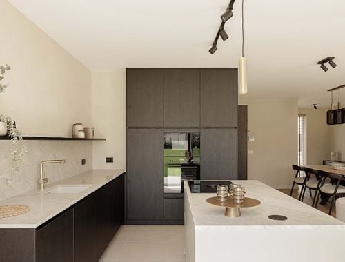                                         Woning te koop in Meulebeke, € 496.000
