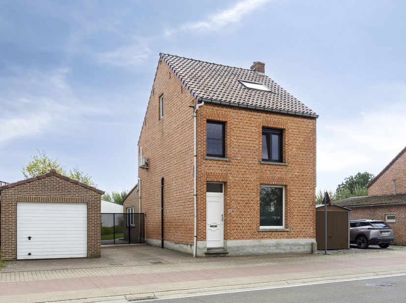 Huis te koop in Ramselsesteenweg 160,
                    2230 Herselt
