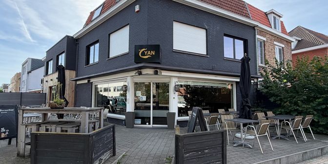 Bien professionnel à louer à Karel van Manderstraat 87, 8310 Sint-Kruis