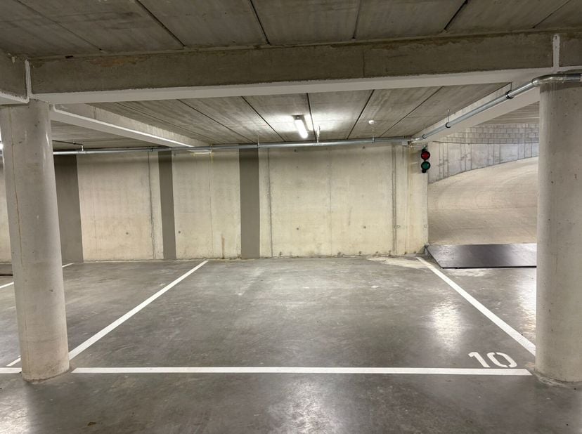 Garage à vendre
                    à 2490 Balen