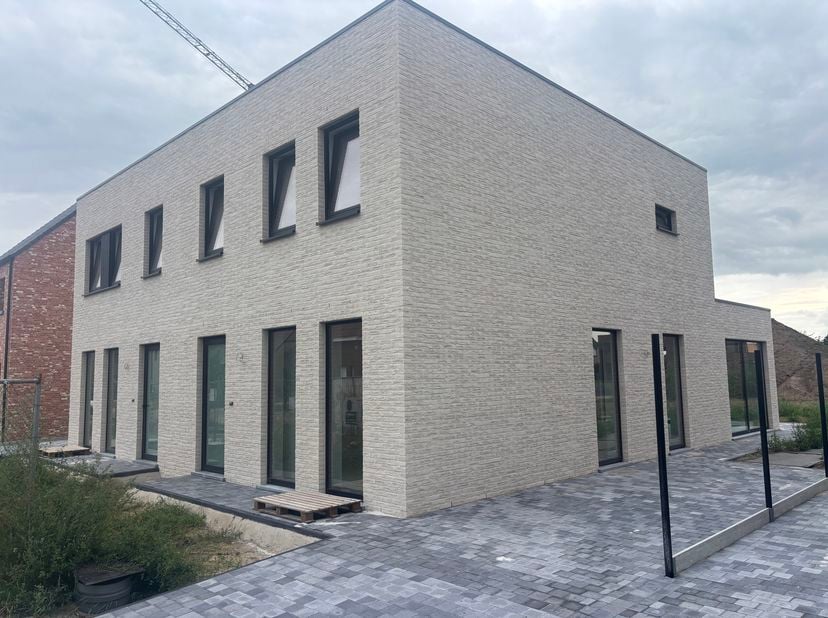 Huis te koop
                    in 2275 Lille